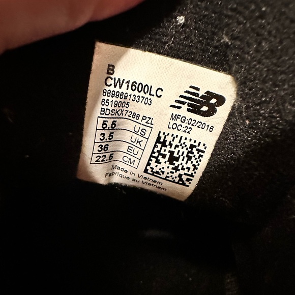 New Balance 1600 Lost World Collection Grey Black Gold Women's Sneakers🧿 - Picture 11 of 11